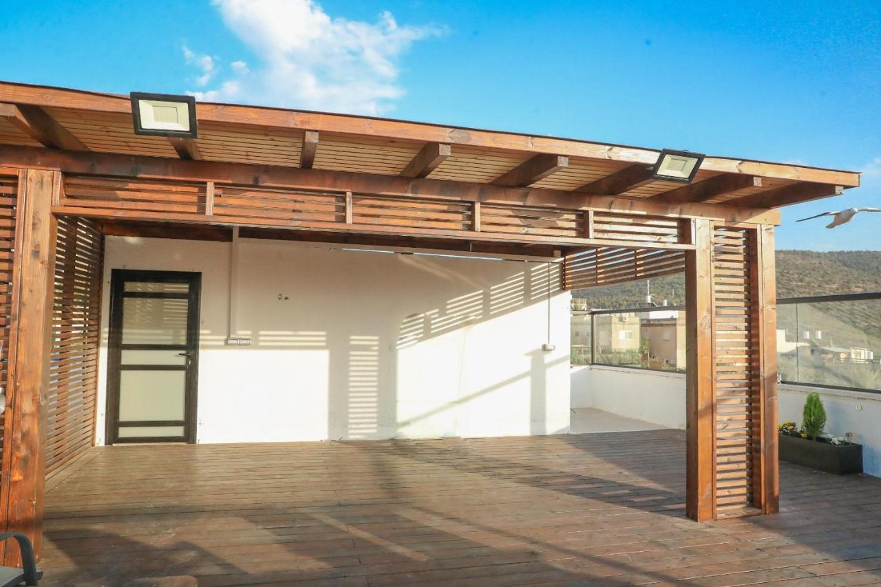 Appartamento Valentine House Deir Hanna Esterno foto