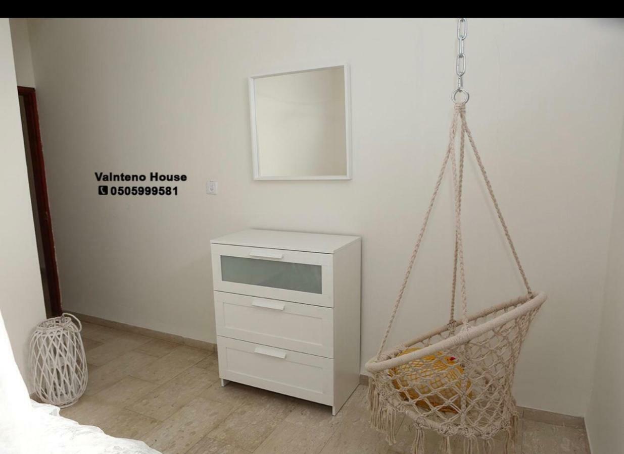 Appartamento Valentine House Deir Hanna Esterno foto